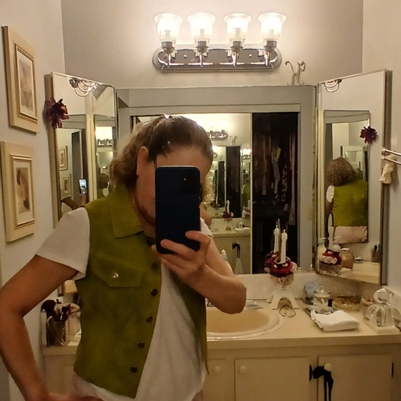 100% leather Kiwi Vest - Picture 3 of 15